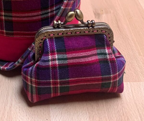 FUCSIA 2