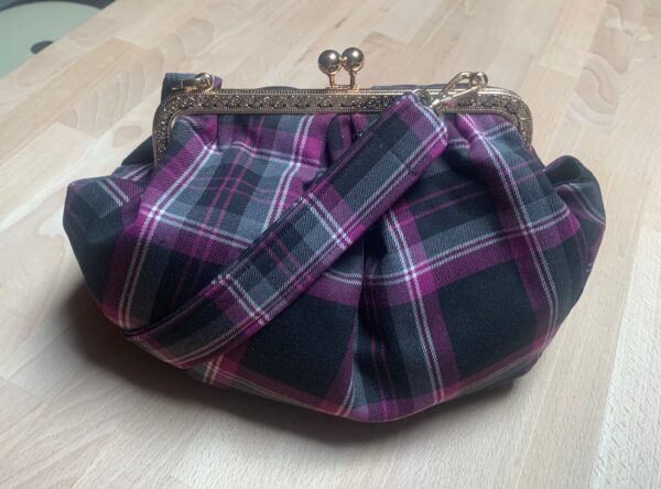 TARTAN VIOLA 3